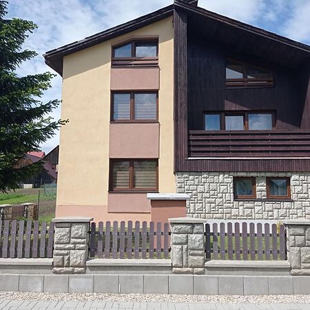 Penzion Sarka Hotel Strba Exterior photo