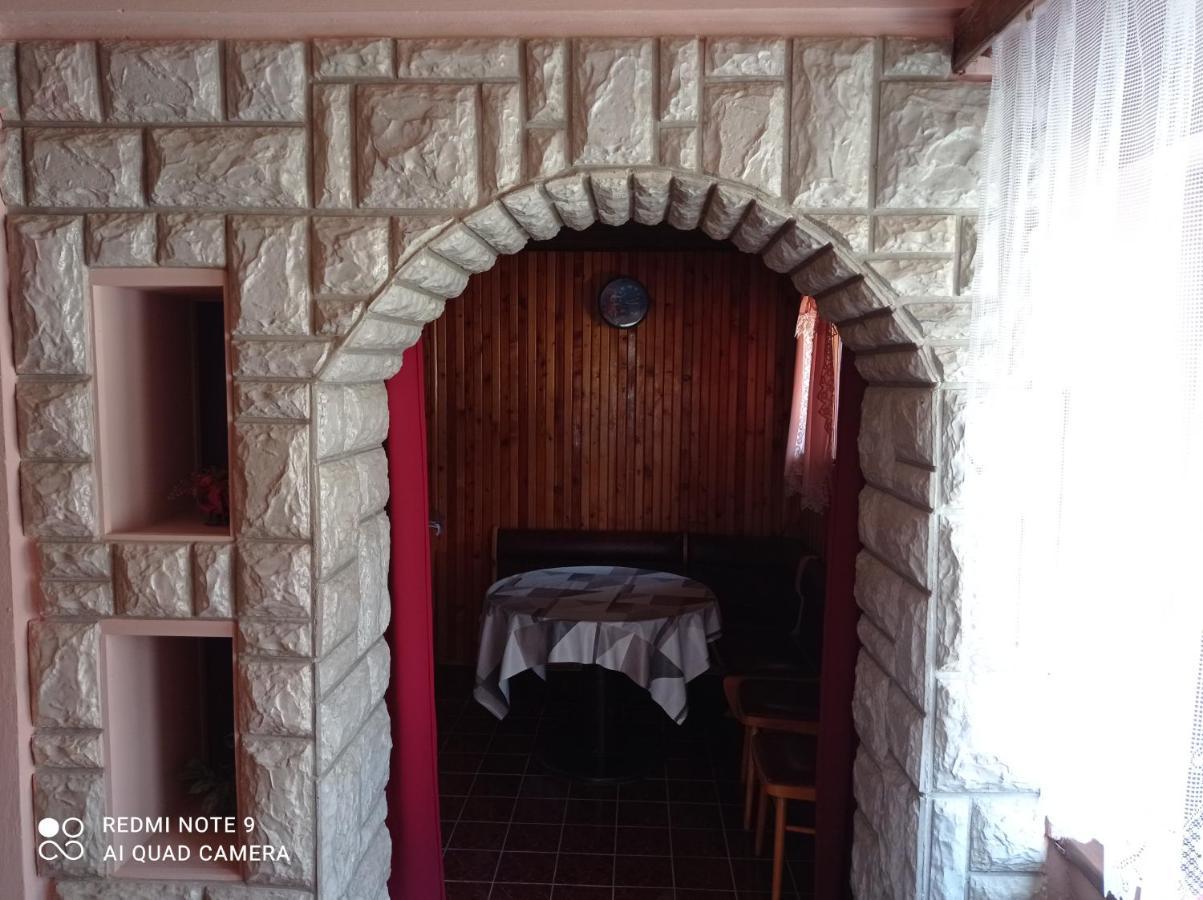 Penzion Sarka Hotel Strba Exterior photo